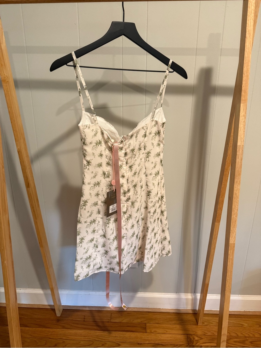 House of CB Christiana White Floral Corset Mini Dress - Picture 6 of 7